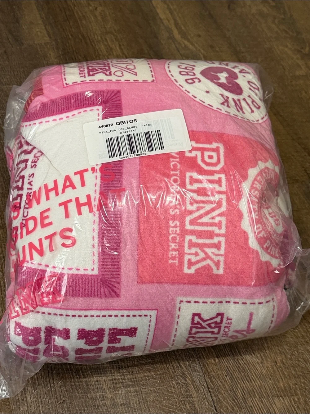 Victoria's Secret Pink Logo Fleece Throw Blanket & One Mini Dog. New!